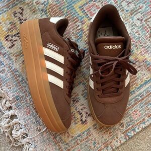 Brand new women’s adidas VL court bold trainers